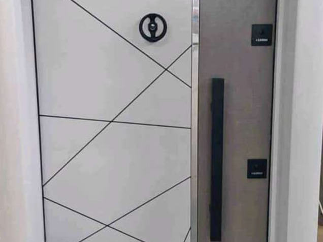 DAİRE KAPILARI